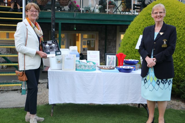 image lady-president-stephanie-gorman-presenting-mary-murphy-with-first-prize-ladies-9-hole-at-the-lady-presidents-prize-day-in-portarlington-golf-club-jpg